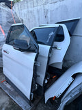 Puerta izq trasera Ford Explorer blanca 11-19