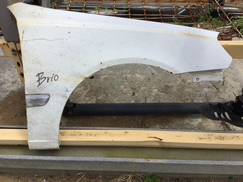 Guardalodo (Fender) Der Hyundai Brio/Accent 03-06