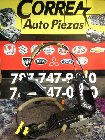 Cerradura de Puerta Izq Tras Nissan Sentra 13-19
