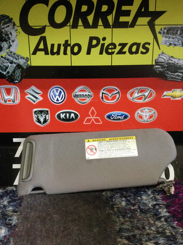 Visera Der Toyota Sequoia 01-07