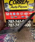 Moldura de Puerta Izq Del Mitsubishi Outlander 22-24