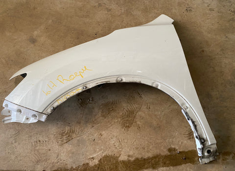 Guardalodo (Fender) Izq Nissan Rogue 14-20