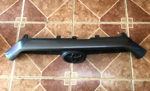 Parrilla Delantera Toyota 4Runner 14-20
