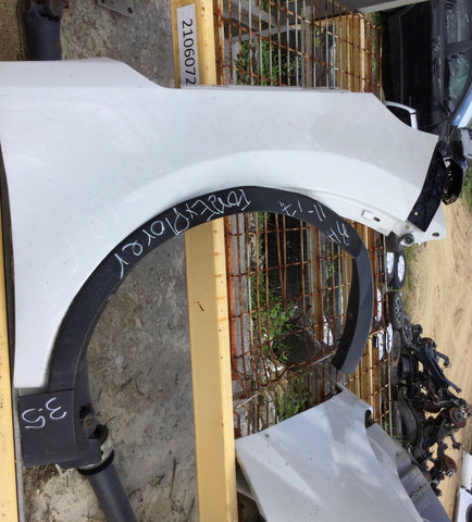 Guardalodo (Fender) Der Ford Explorer 11-15