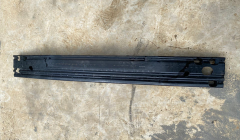 Barra del Bumper Delantero Nissan Rogue 14-20