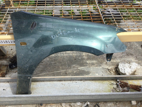 Guardalodo (Fender) Der Mitsubishi Outlander 03-06