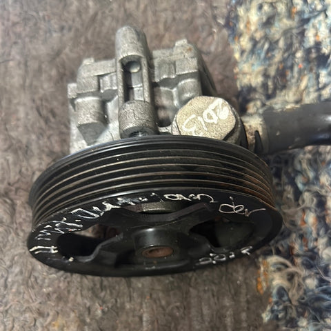 Bomba de power steering Mitsubishi Outlander 11-20