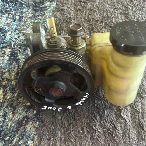 Bomba de power Steering Mazda 6 03-08