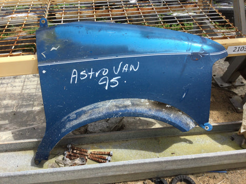 Guardalodo (Fender) Der GMC Astro Van 95-05