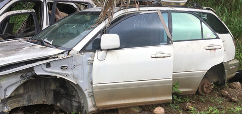 Auto A014 Lexus ES300 1998