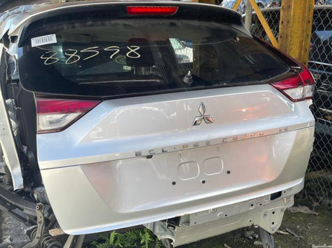 Compuerta Trasera Mitsubishi Eclipse Cross 18-23