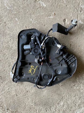 Maquinaria de Cristal Izq Tras Toyota Yaris/Mazda 16-20