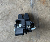 Cerradura de Baul Hyundai Accent 12-17