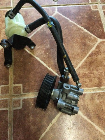 Bomba de Power Steering Toyota Tacoma 16-23