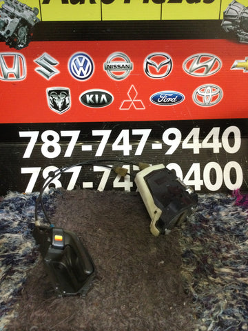 Cerradura de Puerta Der Tras Toyota Corolla 03-08