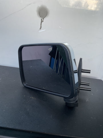 Retrovisor izq Nissan Frontier/Pathfinder 87-95