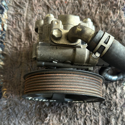 Bomba de power steering Toyota Camry 02-09