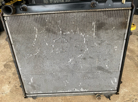 Radiador Toyota Sequoia 01-07