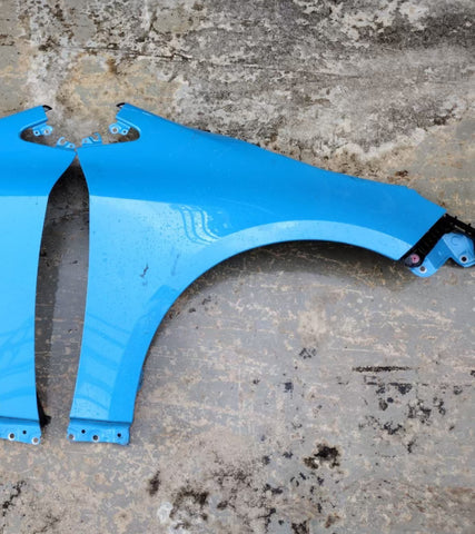 Guardalodo (Fender) Der Toyota Corolla HB 19-23