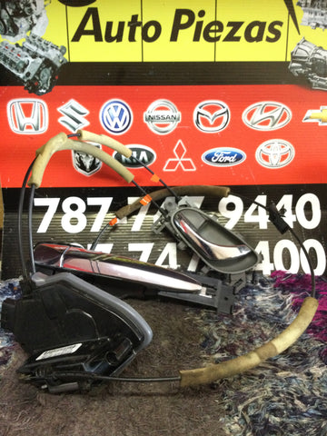 Cerradura de Puerta Izq Tras Nissan Sentra 13-19