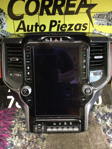 Radio Dodge RAM 19-22