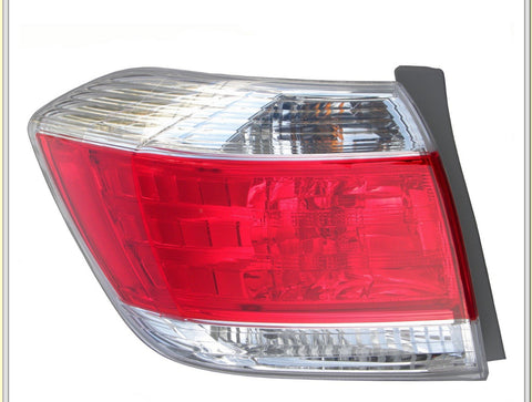 Foco trasero izq Toyota Highlander 11-13