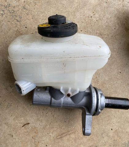 Can de Aceite de Power Steering Lexus 15-22