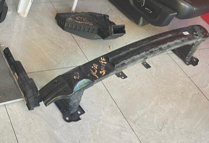 Barra de Bumper Del Kia Sportage 17-21