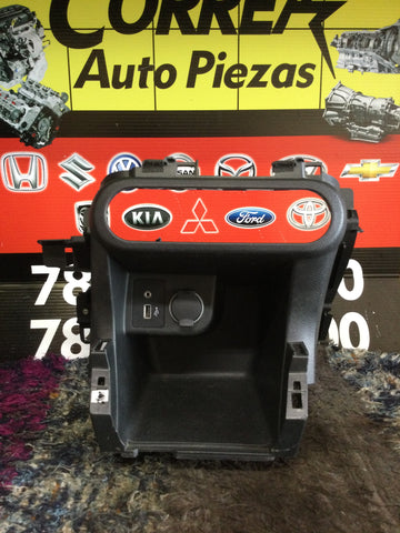 Accesorio Interior del Dash Nissan Kicks 18-20