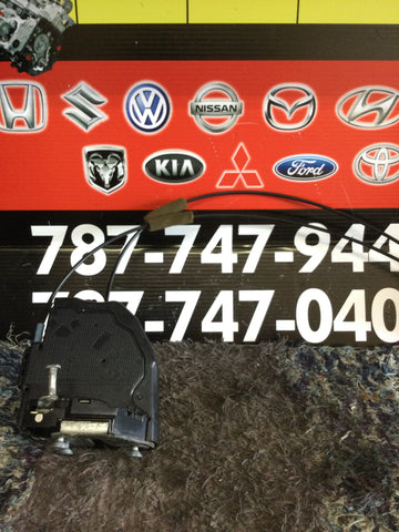 Cerradura de Puerta Izq Tras Toyota Corolla 09-13