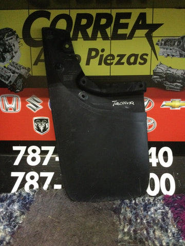 Accesorio Exterior Izq Toyota Tacoma 05-15