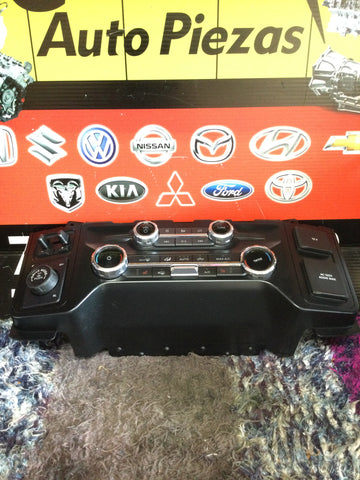 Careta Control de Aire Ford F-150 21-23