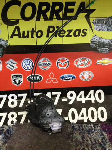 Cerradura de Puerta Izq Tras Toyota Corolla 14-19