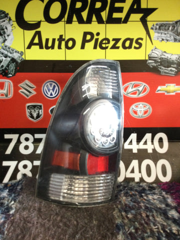 Foco Trasero Izq Toyota Tacoma 05-11