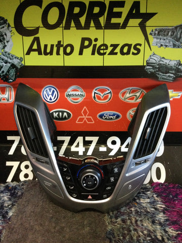 Careta de Control de Aire/Radio Hyundai Veloster 12-17