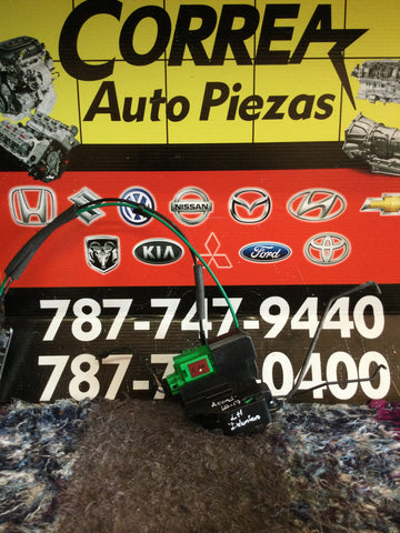 Cerradura de Puerta Izq Del Hyundai Accent 12-17