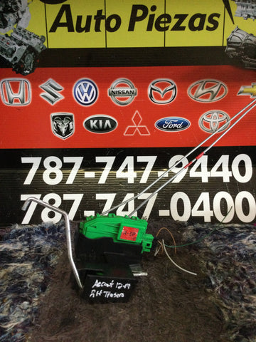 Cerradura de Puerta Der Tras  Hyundai Accent 12-17