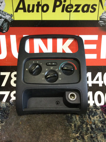 Careta de Aire Jeep Liberty 02-07