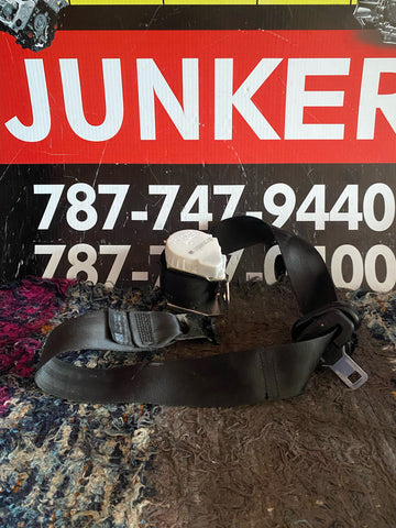 Cinturón Izq Ford Transit Connect 14-22