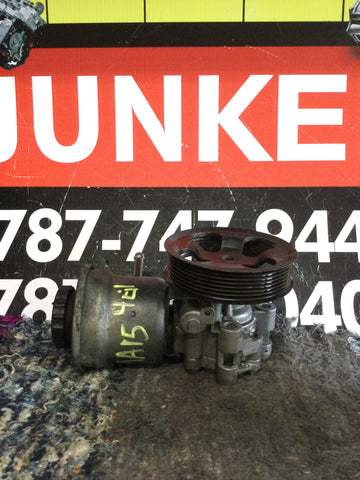Bomba de Power Steering Toyota Tacoma 05-15