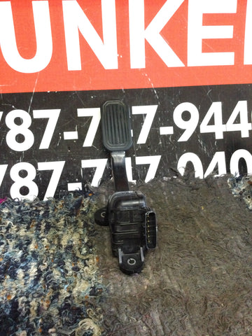 Pedal de Gasolina Toyota Tacoma 12-15