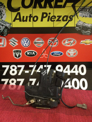 Cerradura Der Del Toyota Tundra 00-05