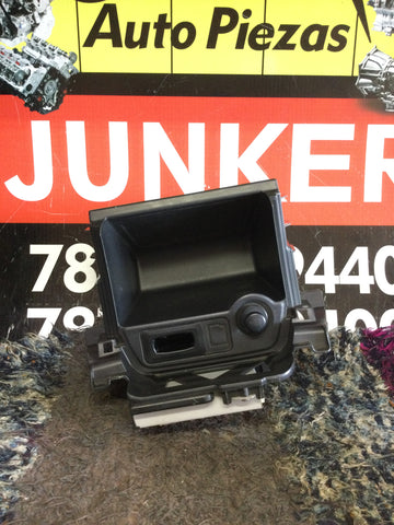 Accesorio Interior Mitsubishi Outlander 14-16