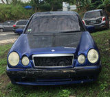 Auto A148 Mercedes Benz E430 1998