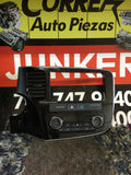 Careta de Radio/Aire Mitsubishi Outlander 14-20