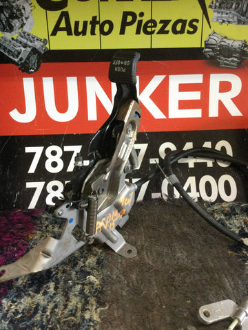 Pedal de Emergencia Toyota Tacoma 12-15