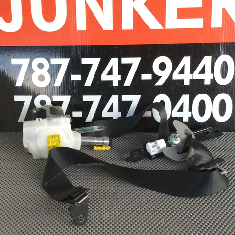 Cinturón izq Toyota Highlander 14-19