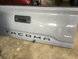 Compuerta Toyota Tacoma 16-22
