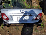 Tapa de baúl Toyota Corolla 09-10