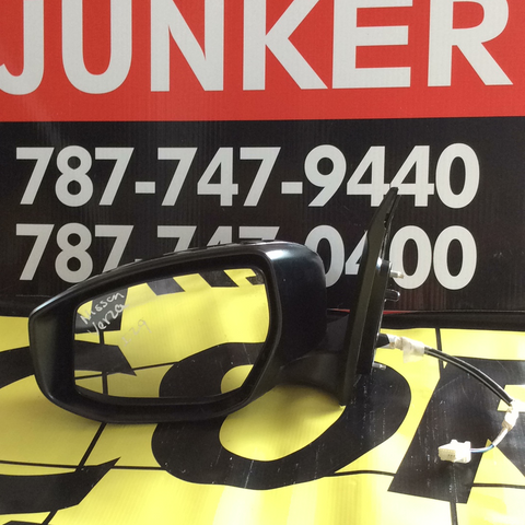 Retrovisor izq Nissan Versa Sedan 15-19